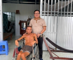 TRAO TẶNG NHÀ TÌNH THƯƠNG